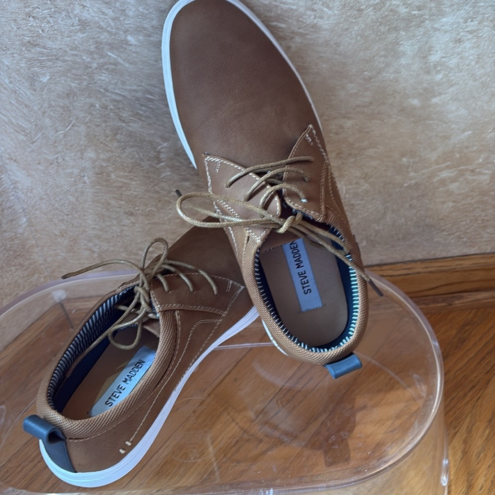 STEVE MADDEN Instax Sneaker Men's Tan Low-Top Laced Faux Leather SZ: 8 Like NEW - Picture 5 of 14